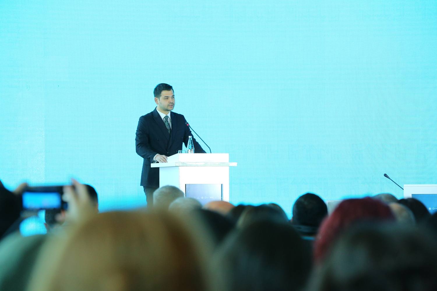 Türk Dövlətləri Parlament Assambleyası Baş katibinin müavini Alper Muhammet Hayali Türk Dövlətləri Təşkilatına üzv ölkələrin QHT-lərinin II Həmrəylik Forumunda çıxış edib