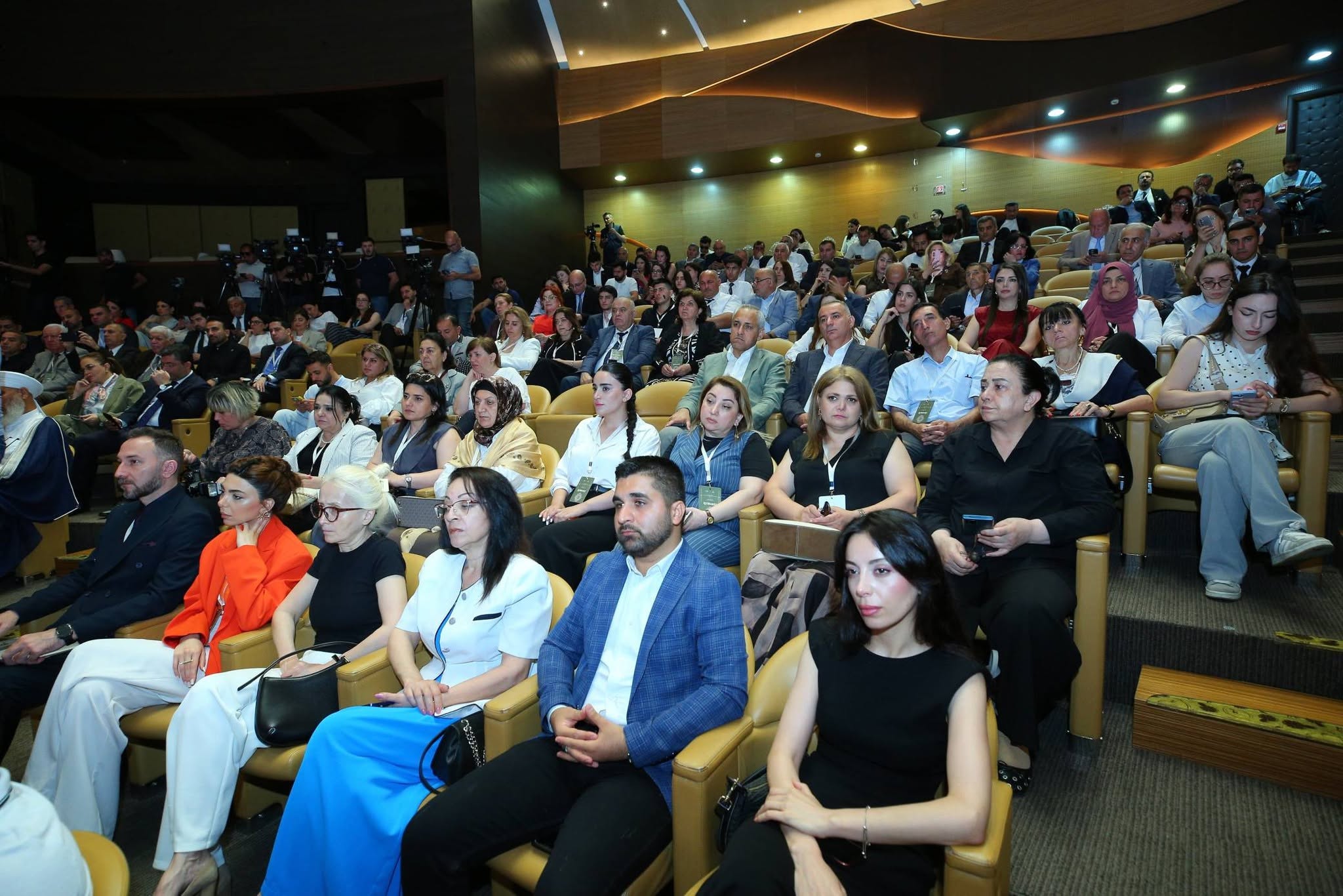 Ərəb dünyası türkmanları ilə Bakıda forum keçirilib